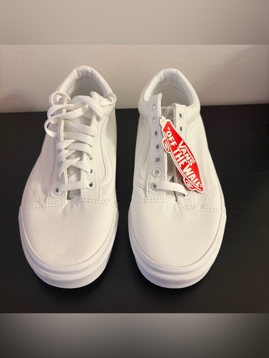 Vans Other - Vans Old Skool True White
Classics UNISEX